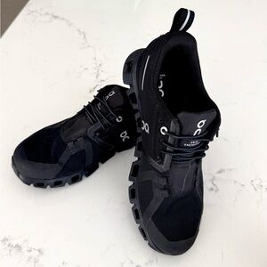 On Women's Black Athletic Shoes